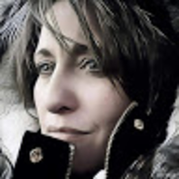 Meet your Posher, Stephanie - Picture 1 of 1